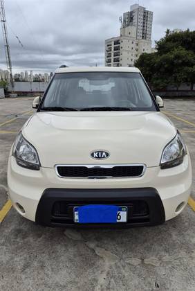 KIA SOUL 1.6 EX 16V FLEX 4P MANUAL KIA SOUL 1.6 EX 16V FLEX 4P MANUAL